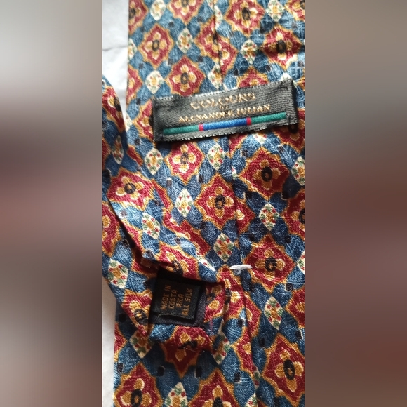 Vintage and Designer Tie Collection.FIVE FOR THE PRICE OF ONE BUNDLE. Blue Tones - Picture 6 of 11